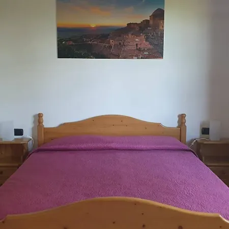 Apartment La Rondine Volterra
